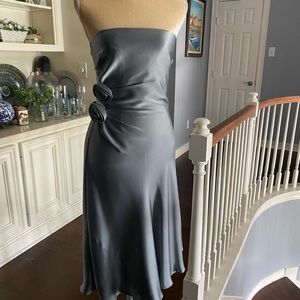 Banana Republic strapless dress 100% silk, size 2